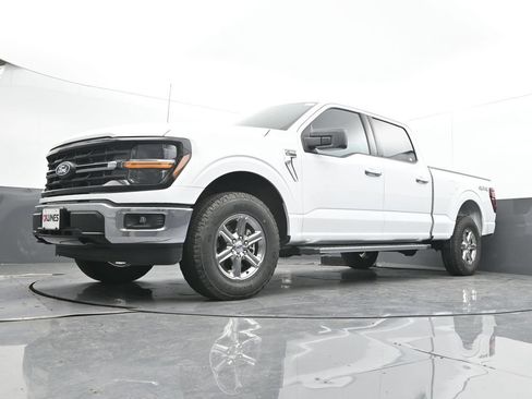 Used 2025 Ford F150 XLT w/ Equipment Group 301A Standard AWD/4WD image 49