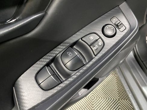 Used 2024 Nissan Sentra S FWD image 17