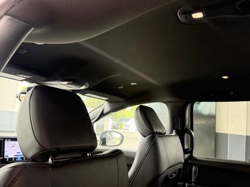 New 2026 Chrysler Pacifica Select AWD/4WD image 24