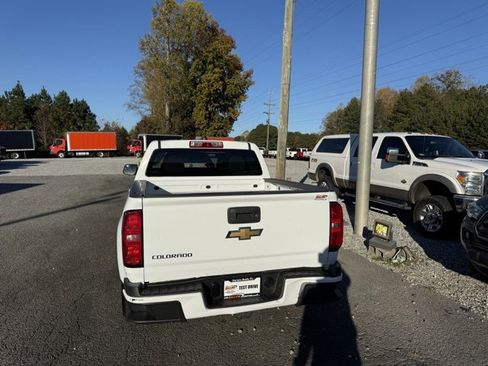 Used 2019 Chevrolet Colorado W/T w/ WT Convenience Package image 4