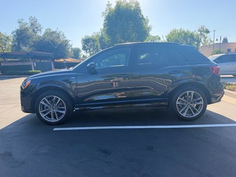 Used 2022 Audi Q3 2.0T Premium w/ Black Optic Sport Package AWD/4WD image 3