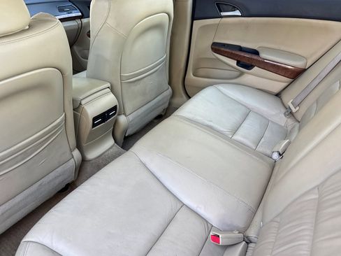 Used 2011 Honda Accord EX-L image 25