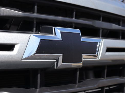 Used 2024 Chevrolet Silverado 2500 Custom w/ Custom Convenience Package image 32