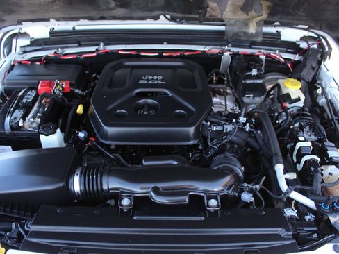 Used 2021 Jeep Wrangler Unlimited Sport image 5