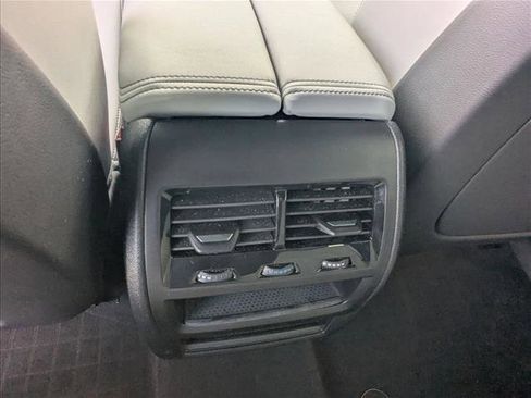 Certified 2024 BMW X5 xDrive40i w/ Premium Package image 18