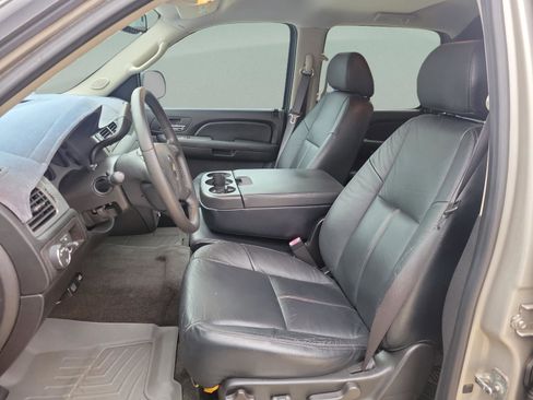 Used 2008 Chevrolet Avalanche LS image 25