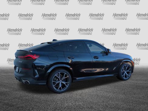 Used 2023 BMW X6 M50i w/ Parking Assistance Package image 9