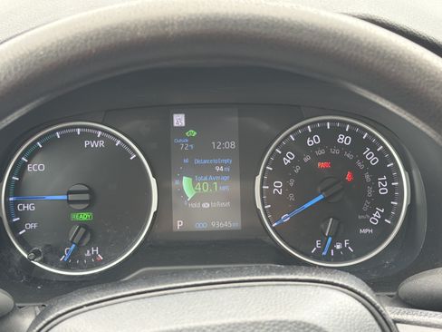 Used 2021 Toyota RAV4 LE AWD/4WD image 22
