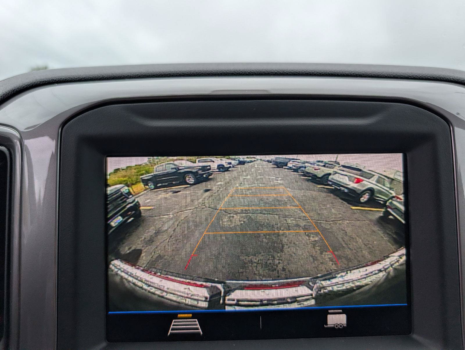 Used 2020 GMC Sierra 2500 4x4 Crew Cab w/ Convenience Package image 15