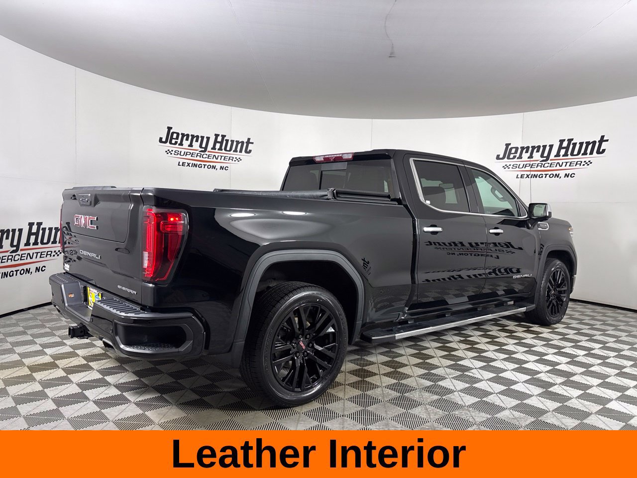 Used 2023 GMC Sierra 1500 Denali AWD/4WD image 6