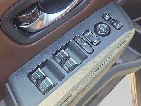 Certified 2023 Honda Pilot Elite image 30