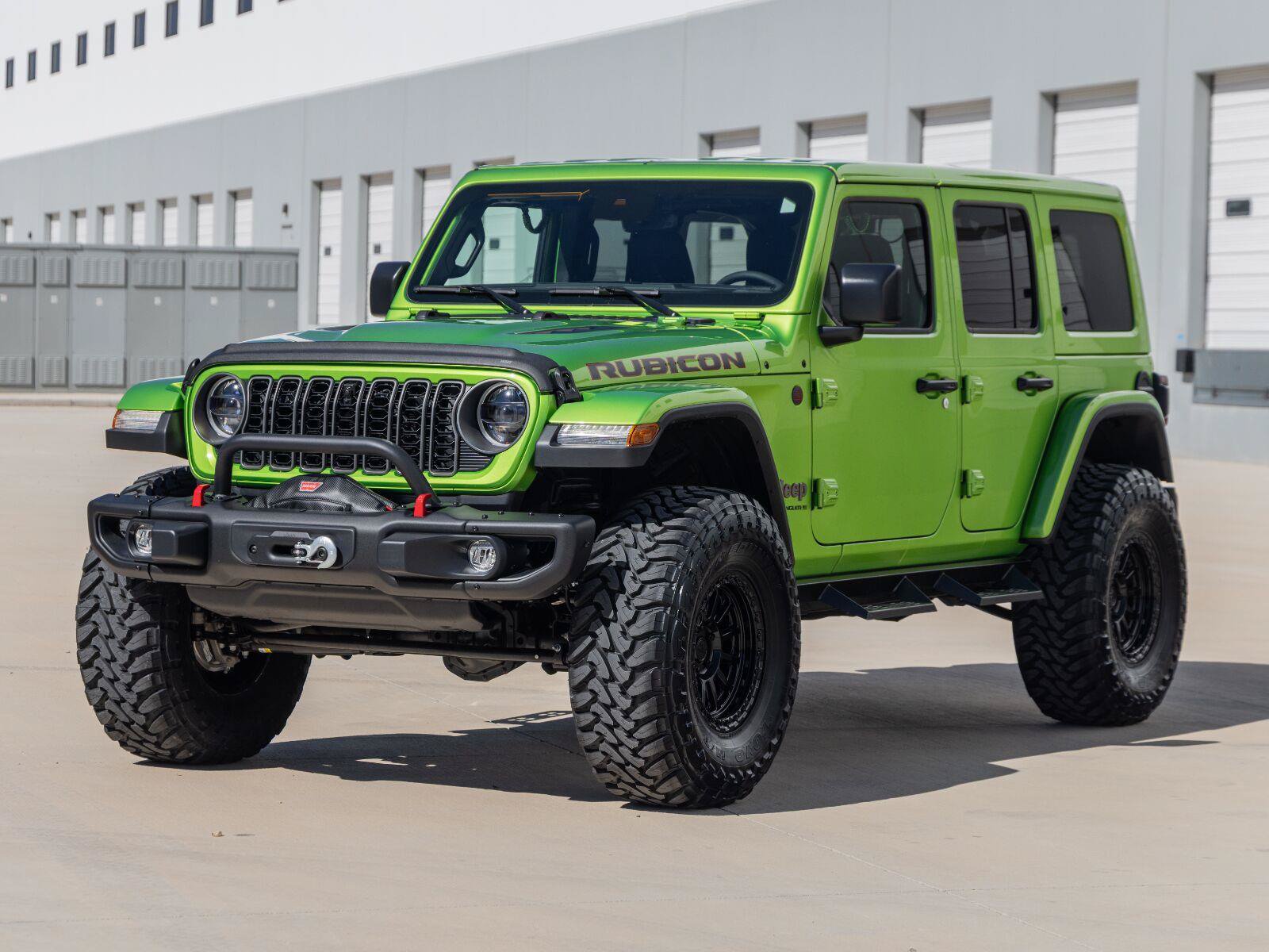 Used 2025 Jeep Wrangler Unlimited Rubicon w/ Safety Group AWD/4WD image 3