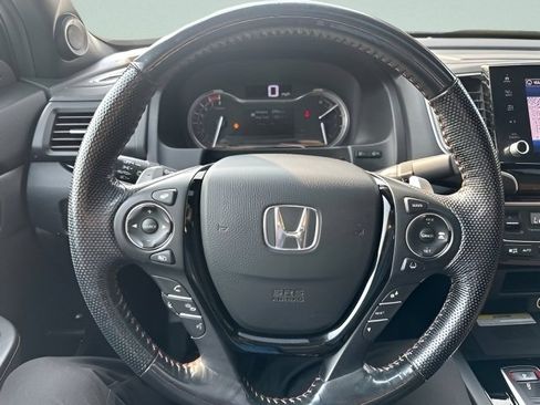 Used 2023 Honda Ridgeline Black Edition image 15