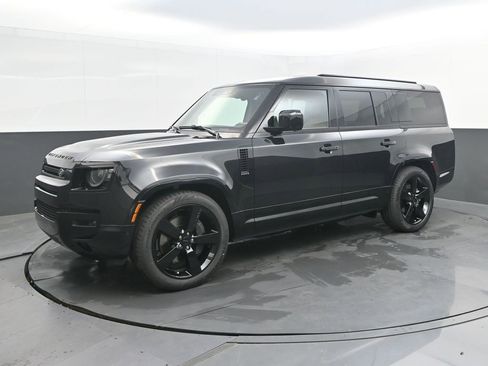 New 2026 Land Rover Defender 130 X-Dynamic SE AWD/4WD image 1