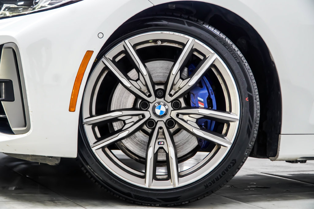 Used 2023 BMW M440i Coupe w/ Premium Package RWD image 7