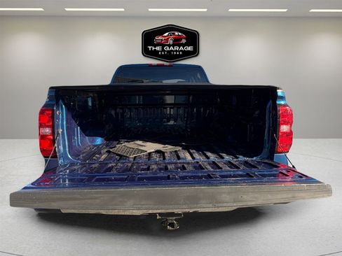 Used 2017 Chevrolet Silverado 1500 LT w/ LT Convenience Package image 10