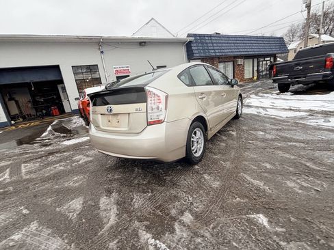 Used 2010 Toyota Prius Two image 10