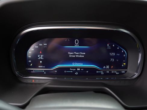 Certified 2024 Chevrolet Tahoe Z71 w/ Luxury Package AWD/4WD image 40
