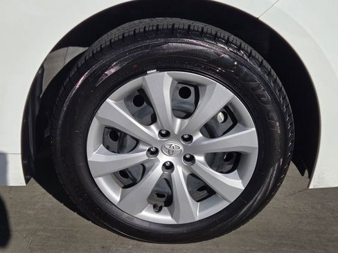 Used 2024 Toyota Corolla LE image 8
