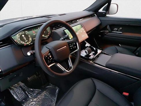 New 2025 Land Rover Range Rover Sport image 12