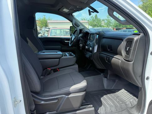 Used 2022 GMC Sierra 3500 Pro w/ Convenience Package AWD/4WD image 23