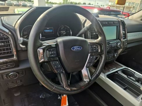 Used 2019 Ford F250 Lariat w/ Lariat Ultimate Package AWD/4WD image 7