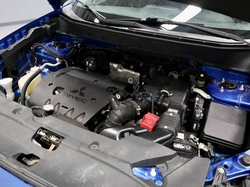 Used 2015 Mitsubishi Outlander Sport SE image 15