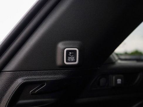 New 2025 Jeep Grand Cherokee Limited w/ Trailer Tow Package image 8