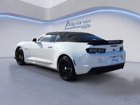 Used 2020 Chevrolet Camaro LT image 3