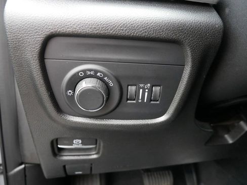 Used 2024 Jeep Grand Cherokee Altitude image 20