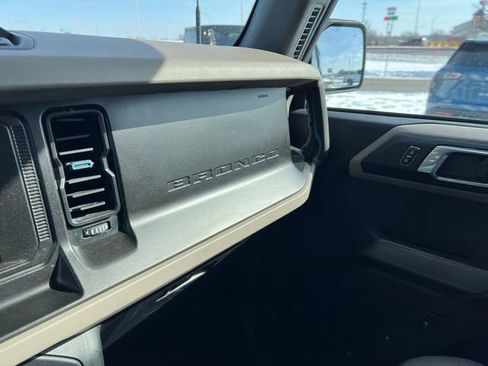 Used 2022 Ford Bronco Wildtrak AWD/4WD image 23