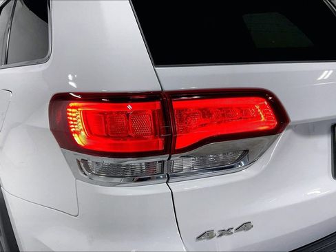 Used 2021 Jeep Grand Cherokee Limited AWD/4WD image 37