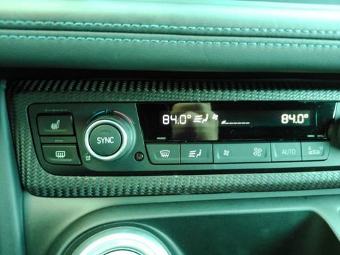 Used 2019 BMW i8 Roadster image 41