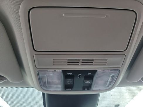 New 2026 Honda Odyssey Touring image 29