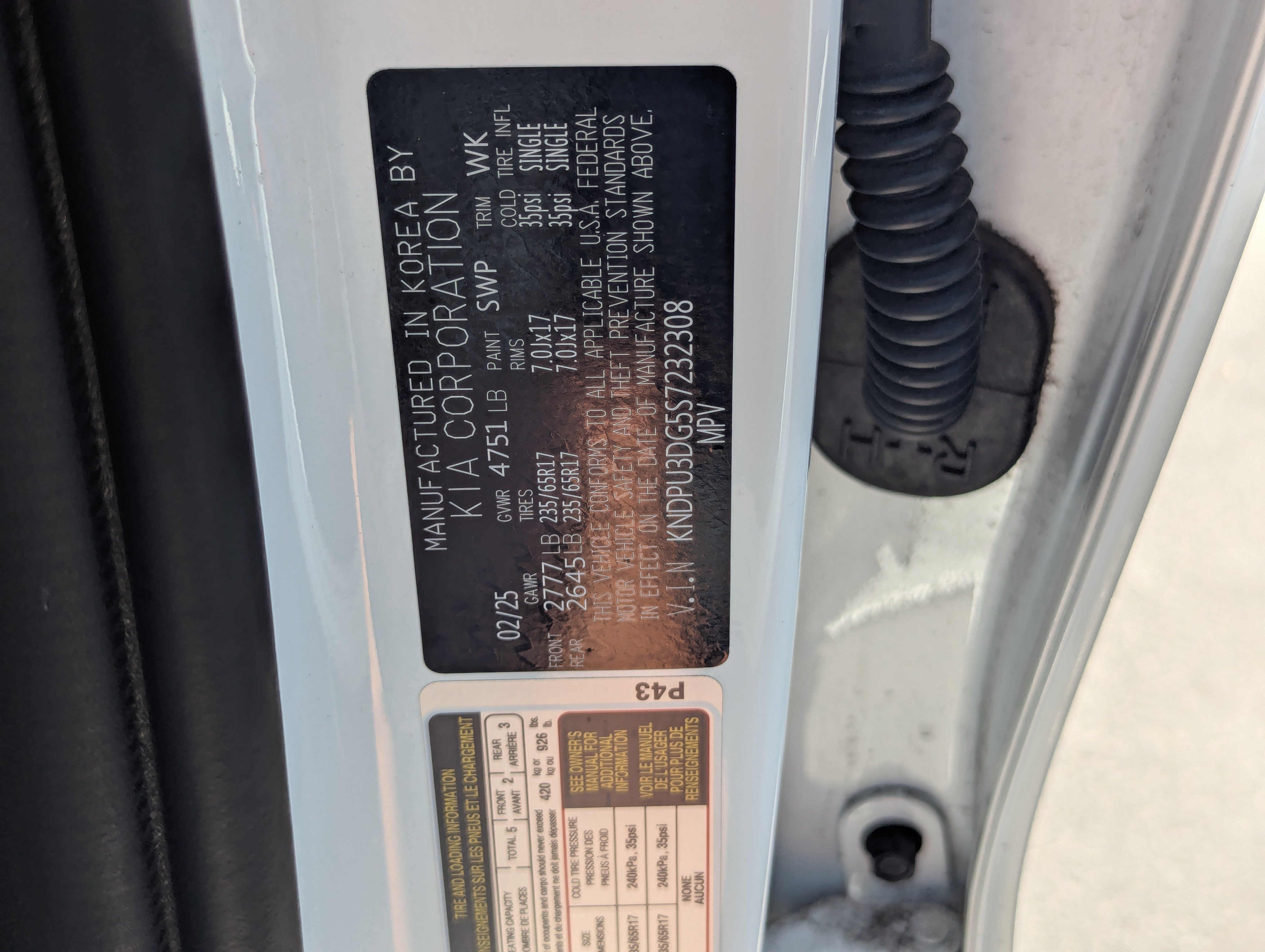 Used 2025 Kia Sportage LX FWD image 31