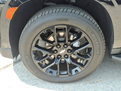 Used 2022 Chevrolet Tahoe LT AWD/4WD image 9