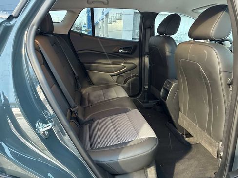 Used 2025 Chevrolet Trax LT w/ Driver Confidence Package image 26