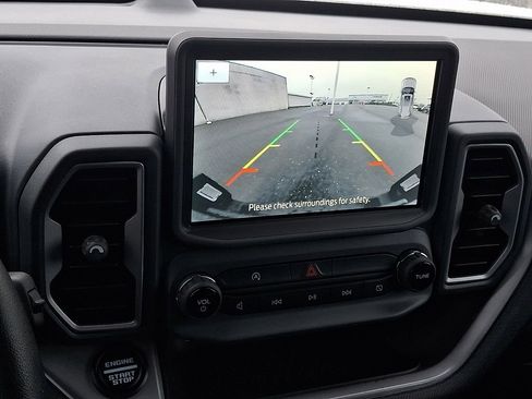 Used 2023 Ford Bronco Sport Outer Banks image 4