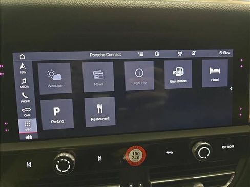 Used 2025 Porsche Macan AWD/4WD image 21