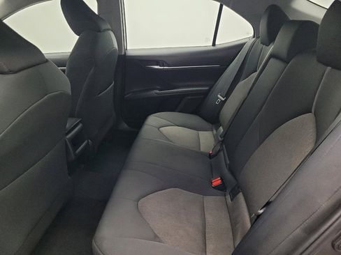 Used 2022 Toyota Camry LE image 18