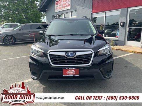 Used 2019 Subaru Forester Premium AWD/4WD image 2
