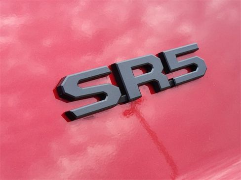 New 2026 Toyota 4Runner SR5 image 7