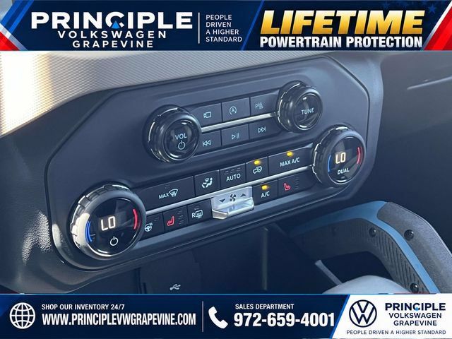 Used 2024 Ford Bronco Wildtrak AWD/4WD image 22