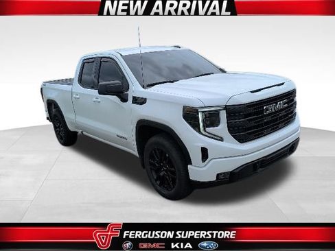 Used 2024 GMC Sierra 1500 Elevation image 1