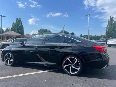 Used 2019 Honda Accord Sport image 8