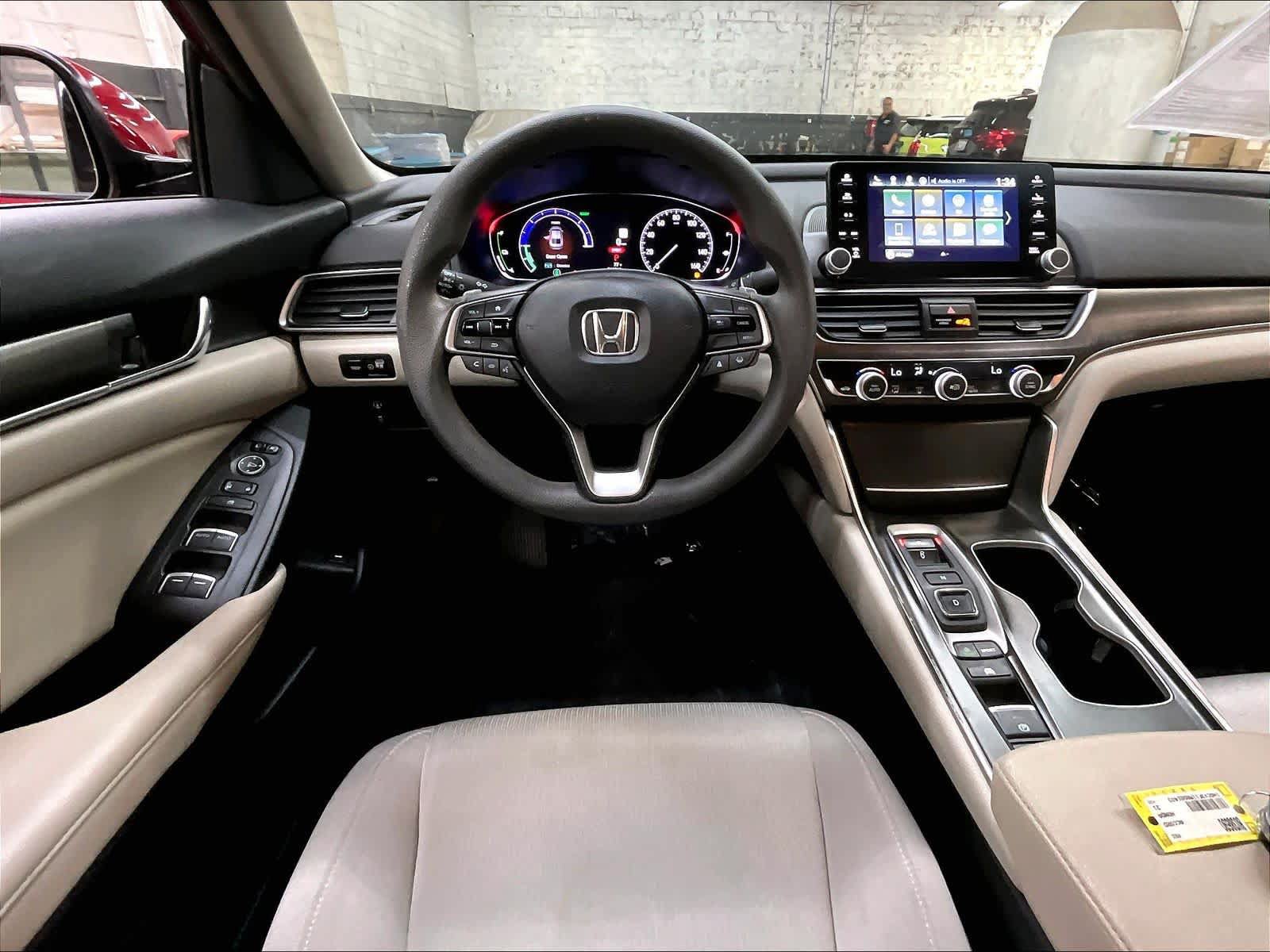 Used 2021 Honda Accord Hybrid image 8