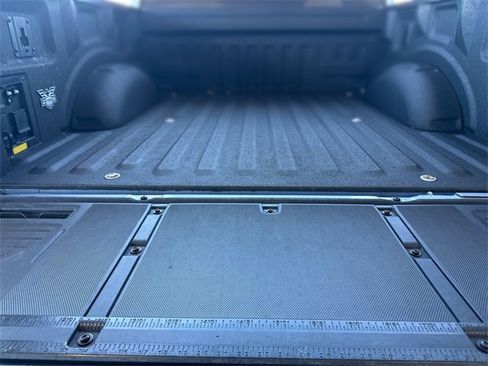 Certified 2022 Ford F150 Lightning Lariat w/ Tow Technology Package image 26