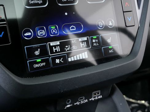 Used 2025 Subaru Forester Limited w/ Popular Package #1 AWD/4WD image 15