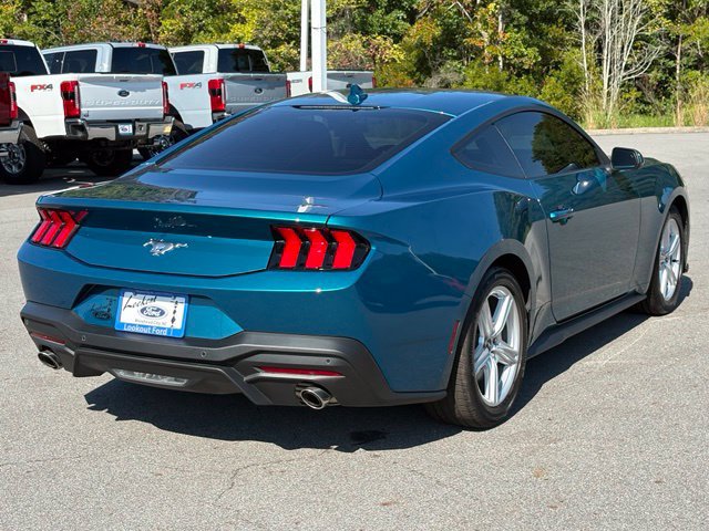 Used 2026 Ford Mustang Coupe RWD image 5