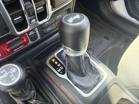 Used 2025 Jeep Wrangler Unlimited Sport S 4xe AWD/4WD image 20